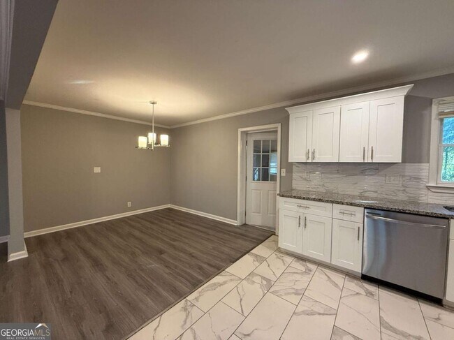 Foto del edificio - 1576 Carolyn Dr SW