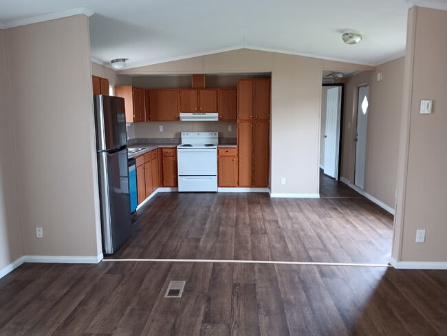 Building Photo - 26 Thornton Cove