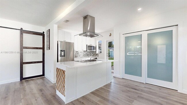 Foto del edificio - 6760 SW 19th St