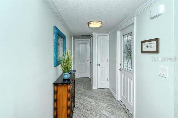 Building Photo - 2731 Riverbluff Way