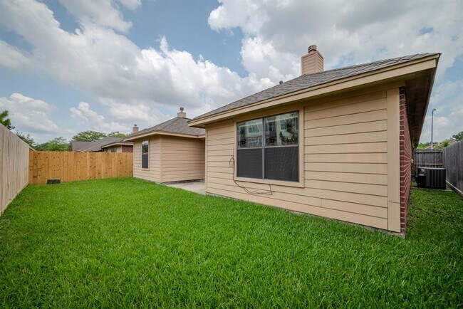 Building Photo - 15719 Edo Cir