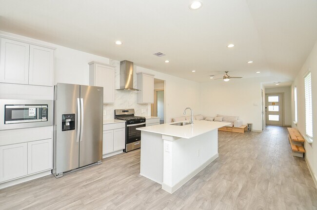 Foto del edificio - 2804 Wingmore Ln