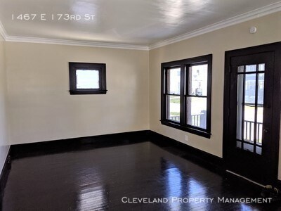 Building Photo - Charming Cleveland Cape Cod