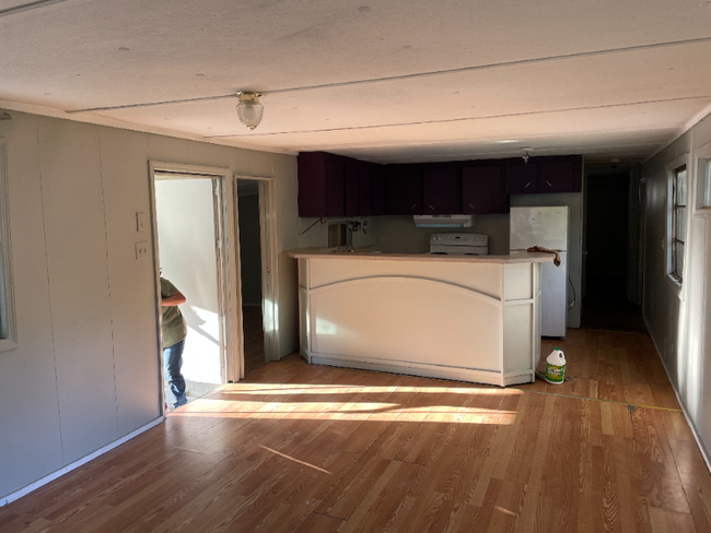 Building Photo - 3322 Pine Needle Dr