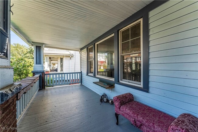 Building Photo - 1909 W 73rd St