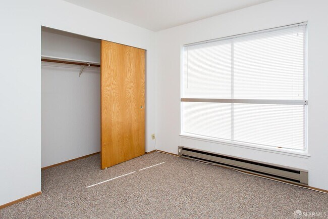 Foto del edificio - 590 2nd Ave