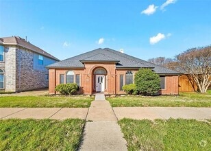 Building Photo - 4325 Biscayne Dr