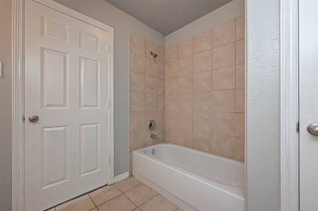 Foto del edificio - 7816 Stoneyway Dr