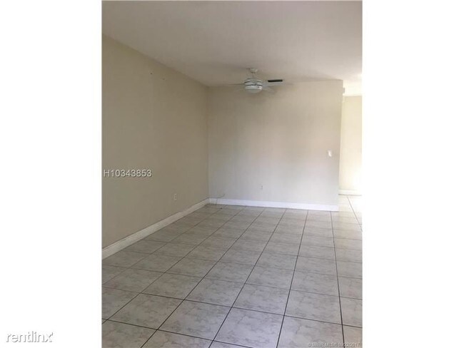 Foto del edificio - 118 Riverwalk Cir
