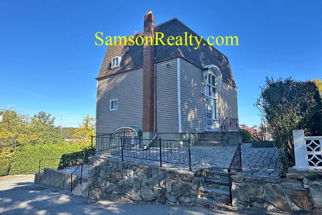 Foto del edificio - 5 Woodward Ave