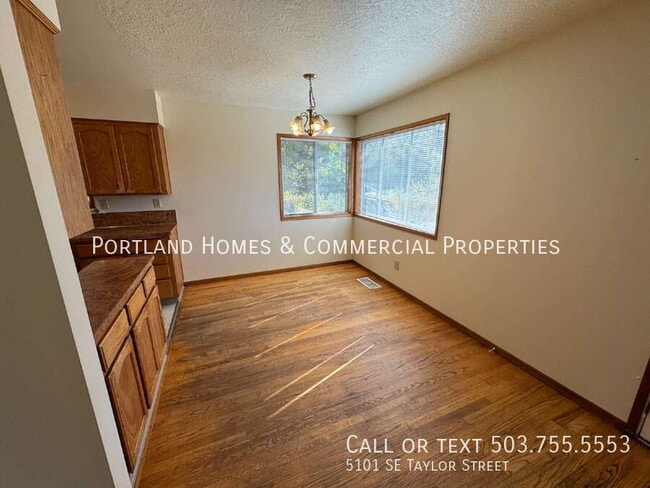 Photo - 5101 SE Taylor St House