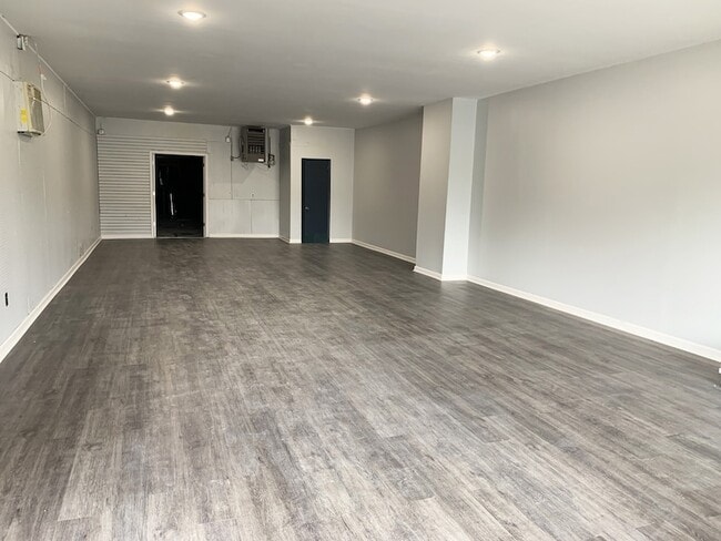 Foto del edificio - 1213 W Gaines St