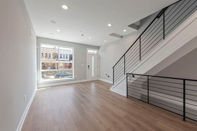 Foto del edificio - 2264 E Cambria St