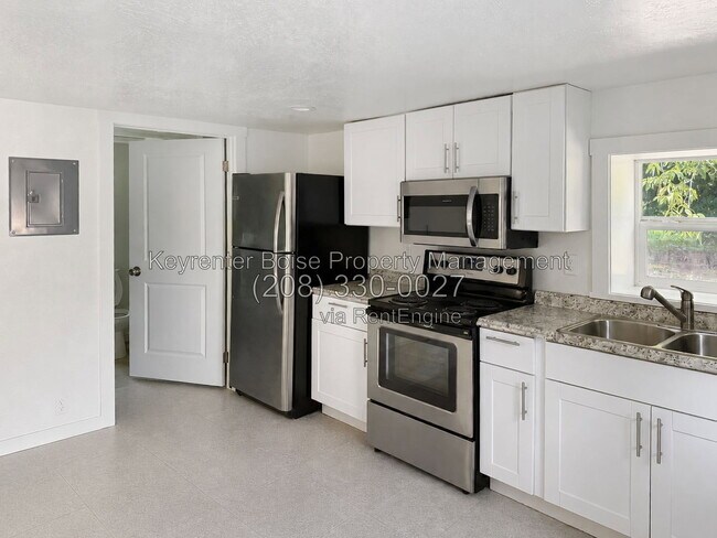 Foto del edificio - 611 20th Ave N