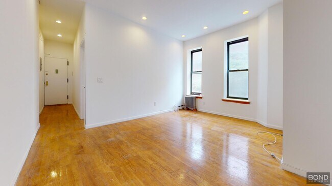 Building Photo - 188 Second Avenue
