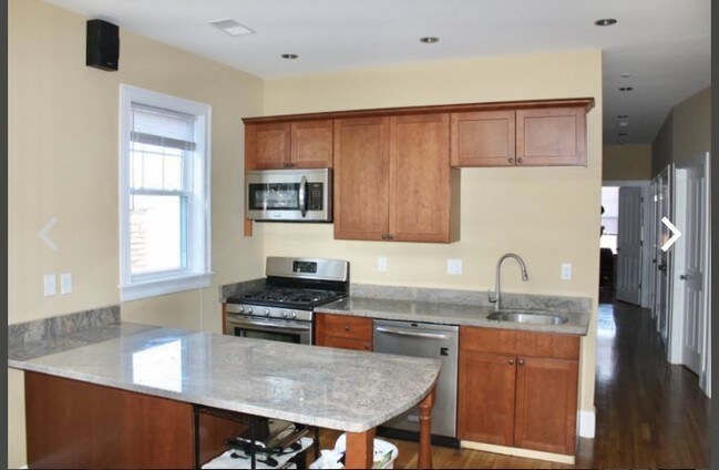 Foto del edificio - 148 Hillside St