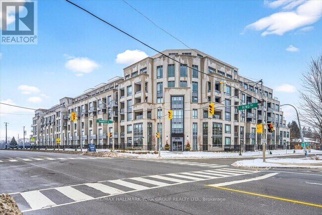 Building Photo - 2075 King Rd