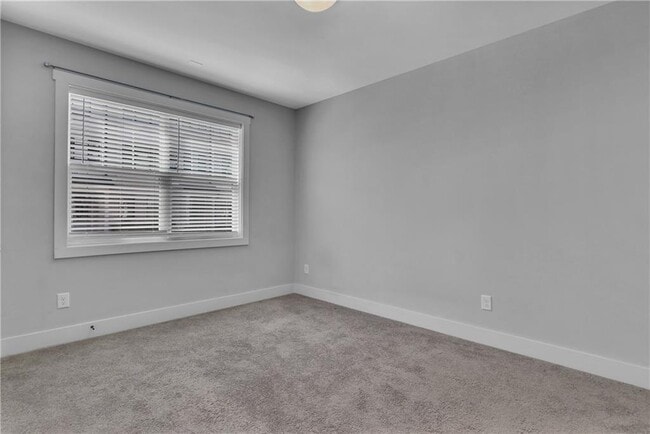 Building Photo - 3171 Kincaid Dr