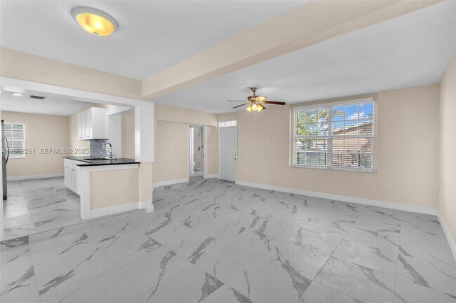 Building Photo - 4655 NW 41st Pl