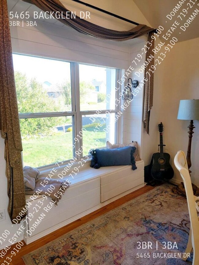 Foto del edificio - 5465 Backglen Dr