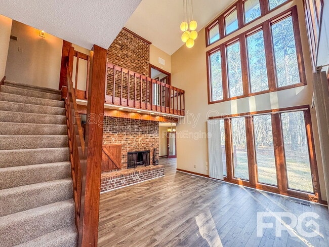 Building Photo - 1228 Forest Acres Dr