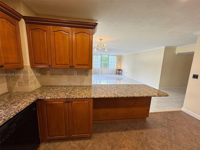 Foto del edificio - 2780 NE 183rd St
