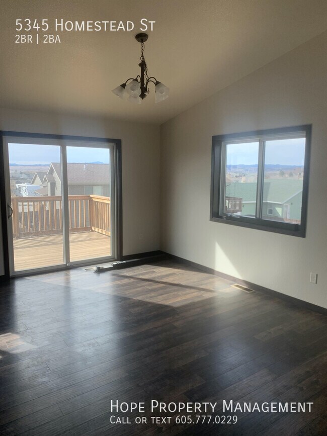 Foto del edificio - 5345 Homestead St
