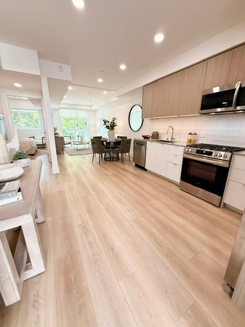 Building Photo - Guerin Villas