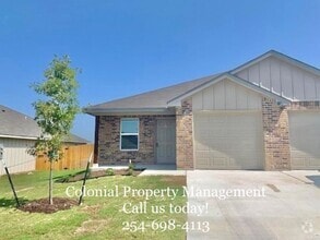 Building Photo - 715 B Kimble Dr