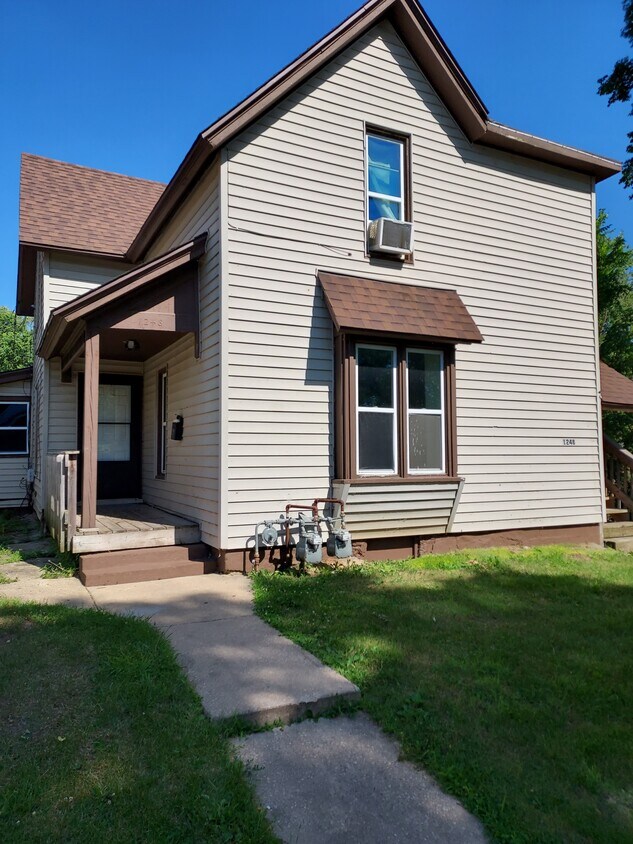 Primary Photo - 1248 Ferguson St