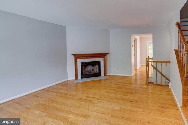 Foto del edificio - 12620 Monarch Ct