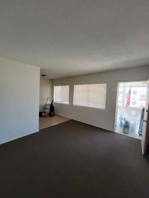 Foto del edificio - 9315 San Vincente Ave