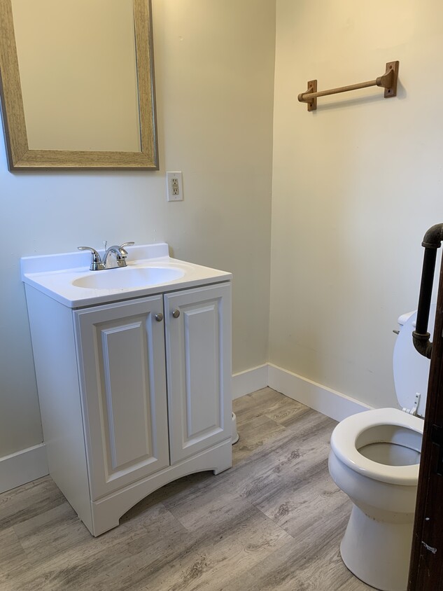 Foto principal - 1038 Blue Hills Ave