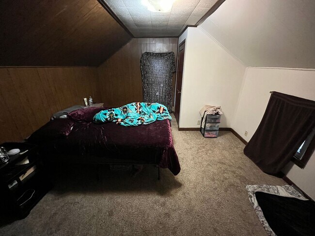 Foto del edificio - 4 Bedroom Single Family Home Merrill!!!!