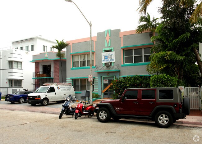 Foto del edificio - Canterbury at Lincoln Road