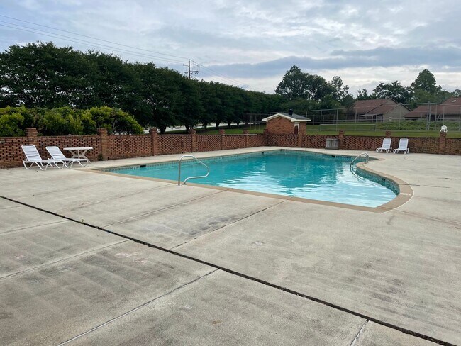 Foto del edificio - The Brookes Condos 6-07