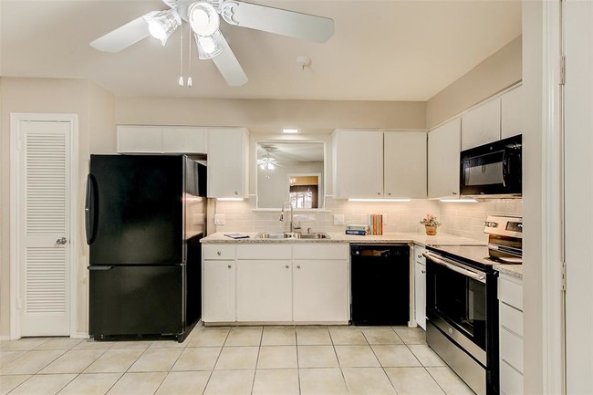 Foto del edificio - 4609 Ranch View Rd