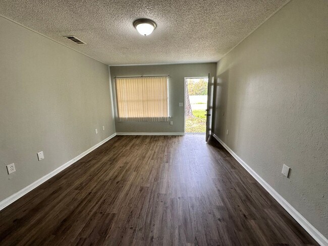 Foto del edificio - 1100 Wheeler Street - APPROVED APPLICATION