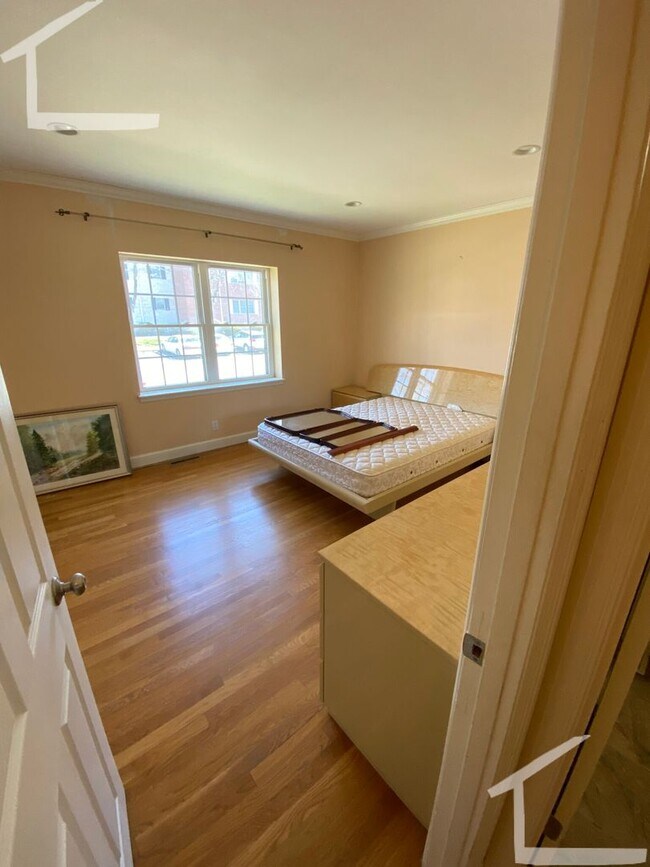 Foto del edificio - Avl 9/1 Renovated 3BR/2BA in Brigton near ...