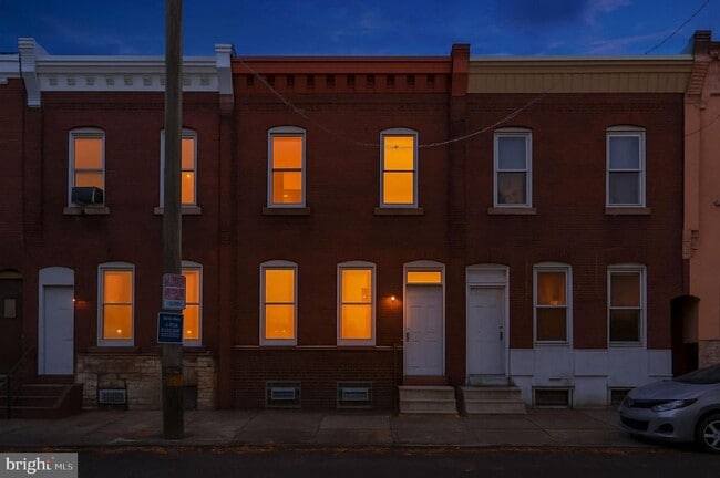 Photo - 2062 E Stella St House