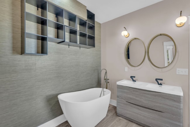 Building Photo - 4117 Forest Ave