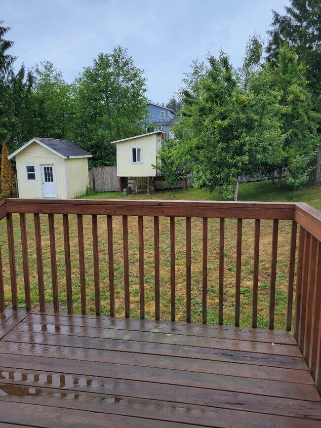 Foto del edificio - Must See Poulsbo Home!