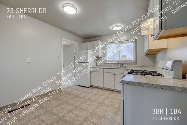 Building Photo - 3 Bedroom in cul de sac