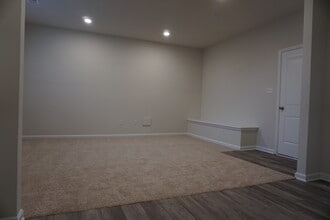 Building Photo - 2225 Pagefield Way