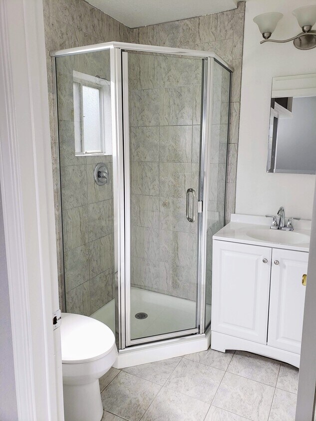 Foto principal - 328 King Dr