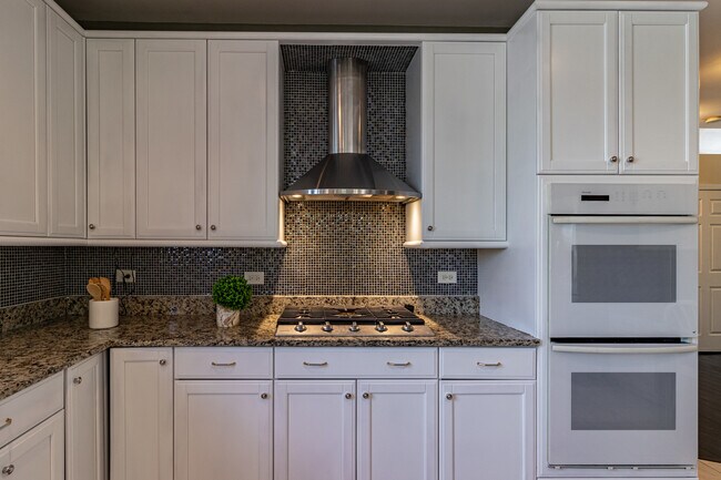 Building Photo - 1360 Cog Hill Ct