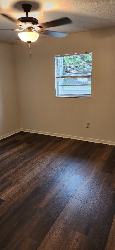 Foto del edificio - 109 S Delaney Ave