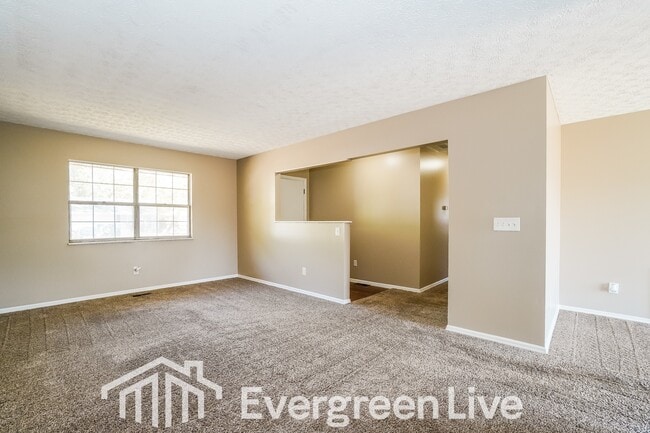 Building Photo - 15 Kanpur Pl