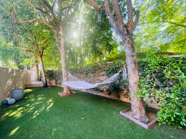 Foto del edificio - 4509 Emerald Way
