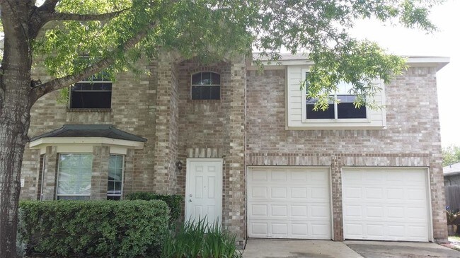 Building Photo - 28907 Fox Run Boulevard